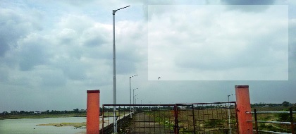 Three hours of safety of the Majalgaon dam | माजलगाव धरणाच्या सुरक्षिततेचे वाजले तीनतेरा