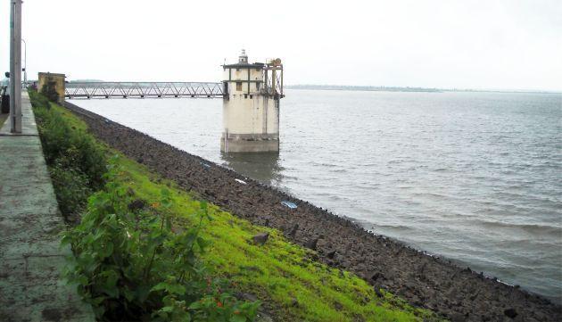 9 4 thousand crores needed for irrigation projects in the state | राज्यातील सिंचन प्रकल्पांसाठी हवेत ९४ हजार कोटी 9 4 thousand crores needed for irrigation projects in the state | राज्यातील सिंचन प्रकल्पांसाठी हवेत ९४ हजार कोटी