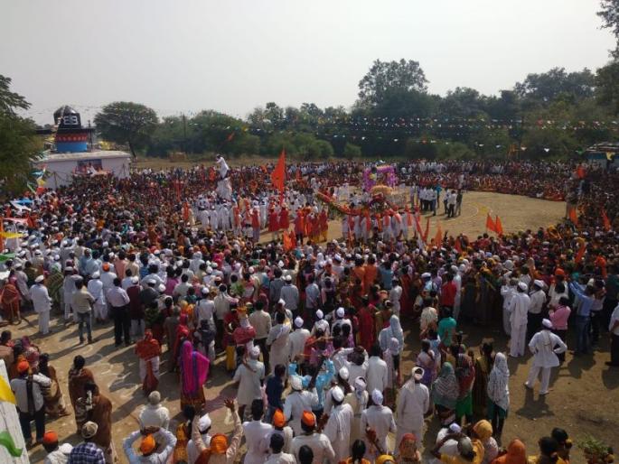 Kejaji's festival at Bortirth in Wardha district | वर्धा जिल्ह्यातील बोरतीर्थावर केजाजींच्या नामाचा गजर Kejaji's festival at Bortirth in Wardha district | वर्धा जिल्ह्यातील बोरतीर्थावर केजाजींच्या नामाचा गजर
