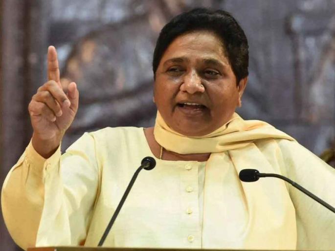 Lok Sabha Election 2019; Government jobs to every poor man if comes in power | Lok Sabha Election 2019; सत्तेवर आल्यास प्रत्येक गरीबाला शासकीय नोकरी Lok Sabha Election 2019; Government jobs to every poor man if comes in power | Lok Sabha Election 2019; सत्तेवर आल्यास प्रत्येक गरीबाला शासकीय नोकरी