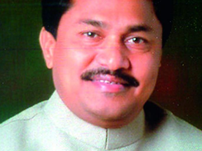 In case of Dharma Patil suicide, the Chief Minister should file a human rights complaint; Nana Patole's demand | धर्मा पाटील आत्महत्या प्रकरणी मुख्यमंत्र्यांवर मनुष्यवधाचा गुन्हा दाखल करावा; नाना पटोले यांची मागणी In case of Dharma Patil suicide, the Chief Minister should file a human rights complaint; Nana Patole's demand | धर्मा पाटील आत्महत्या प्रकरणी मुख्यमंत्र्यांवर मनुष्यवधाचा गुन्हा दाखल करावा; नाना पटोले यांची मागणी