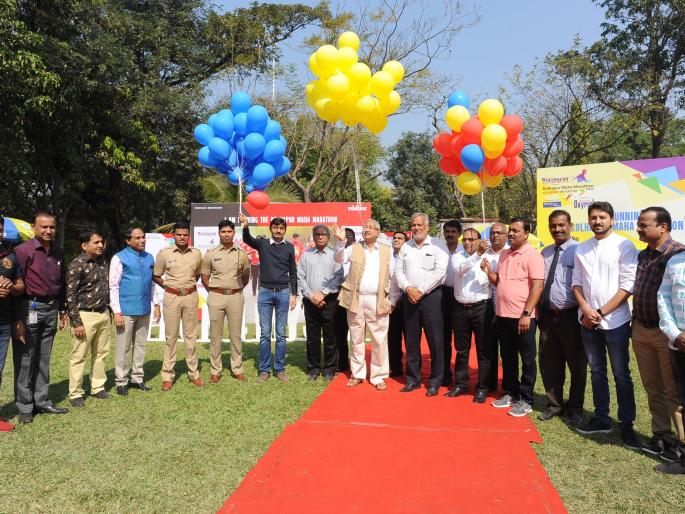 Kolhapur Lokmat Mahamarthon: Troubled response to 'Beeb Collection Expo' | कोल्हापूर लोकमत महामॅरेथॉन :  ‘बीब कलेक्शन एक्स्पो’ला तुडुंब प्रतिसाद Kolhapur Lokmat Mahamarthon: Troubled response to 'Beeb Collection Expo' | कोल्हापूर लोकमत महामॅरेथॉन :  ‘बीब कलेक्शन एक्स्पो’ला तुडुंब प्रतिसाद