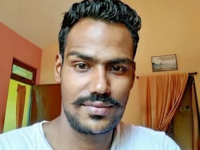 29-year-old dies after being struck by lightning | शहाळी काढताना वीजेचा झटका बसून २९ वर्षीय तरुणाचा मृत्यू 29-year-old dies after being struck by lightning | शहाळी काढताना वीजेचा झटका बसून २९ वर्षीय तरुणाचा मृत्यू