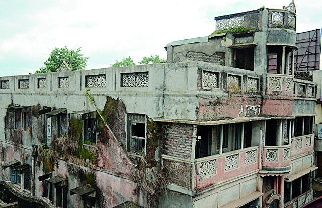 23 buildings are scary | २३ इमारती अतिधोकादायक