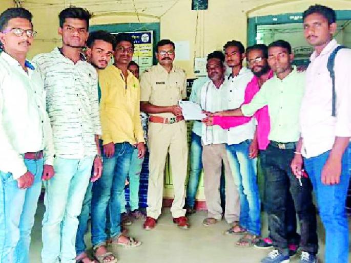 60 students from the University | विद्यापीठाच्या परीक्षेला मुकले ६० विद्यार्थी 60 students from the University | विद्यापीठाच्या परीक्षेला मुकले ६० विद्यार्थी