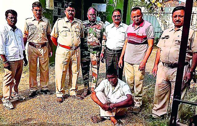 In the custody of a forest department accused of leopard hunting | बिबट शिकारीतील आरोपी वनविभागाच्या ताब्यात