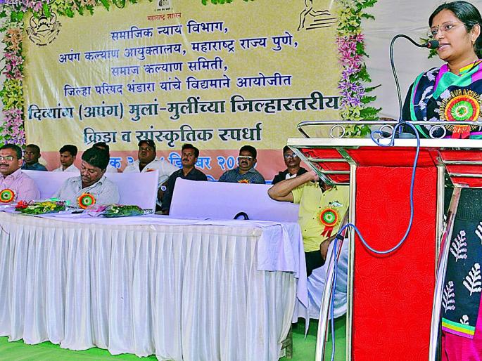 Be the first to win the game | खेळभावना जोपासून प्रत्येकांनी यश मिळवावे Be the first to win the game | खेळभावना जोपासून प्रत्येकांनी यश मिळवावे