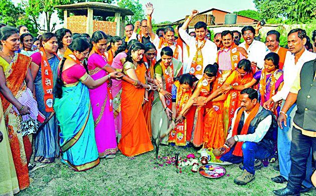 Bhumi Pujan of Women's Hospital done by women | महिलांनी केले महिला रूग्णालयाचे भूमिपूजन Bhumi Pujan of Women's Hospital done by women | महिलांनी केले महिला रूग्णालयाचे भूमिपूजन