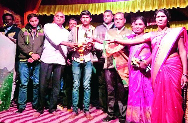 The Mandi festival is a platform for rural artists | मंडई उत्सव म्हणजे ग्रामीण कलावंताचे व्यासपीठ The Mandi festival is a platform for rural artists | मंडई उत्सव म्हणजे ग्रामीण कलावंताचे व्यासपीठ