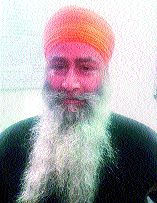 Crime arrested for sixteen years | सोळा वर्षांपासून फरार गुन्हेगारास अटक Crime arrested for sixteen years | सोळा वर्षांपासून फरार गुन्हेगारास अटक