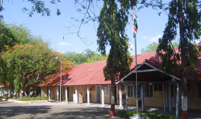 Shiv Sena-BJP united in development of Bhangar | भिंगारमध्ये महाविकास आघाडीचा प्रयोग फसला शिवसेना-भाजप एकत्र : छावणी परिषदेच्या उपाध्यक्षपदी सेनेचे फुलारी