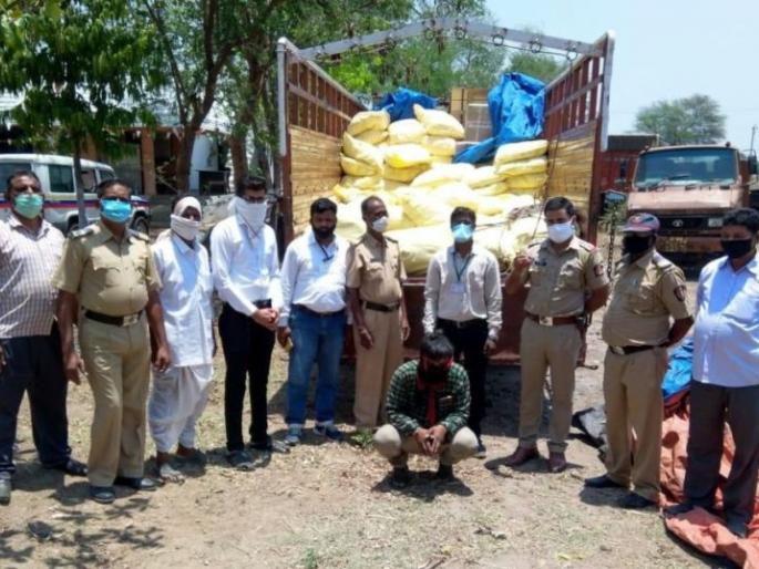 Thieves seize BT seeds worth Rs 26 lakh in Chandrapur district | चंद्रपूर जिल्ह्यात २६ लाखांचे चोर बिटी बियाणे जप्त Thieves seize BT seeds worth Rs 26 lakh in Chandrapur district | चंद्रपूर जिल्ह्यात २६ लाखांचे चोर बिटी बियाणे जप्त