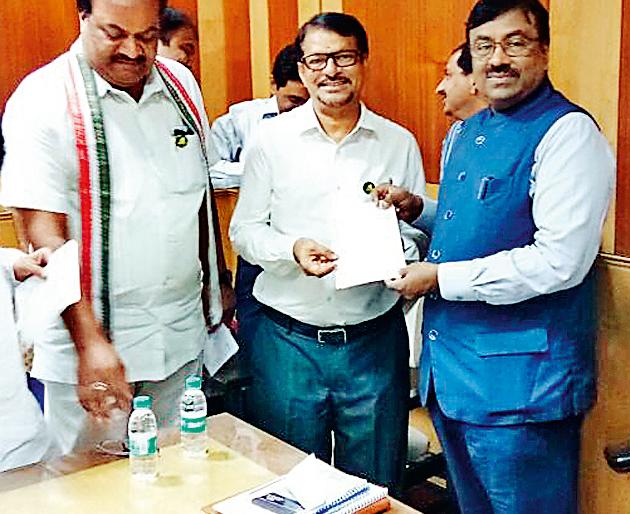 20 crore for the development of Rajura assembly constituency | राजुरा विधानसभा क्षेत्र विकासासाठी २० कोटी 20 crore for the development of Rajura assembly constituency | राजुरा विधानसभा क्षेत्र विकासासाठी २० कोटी