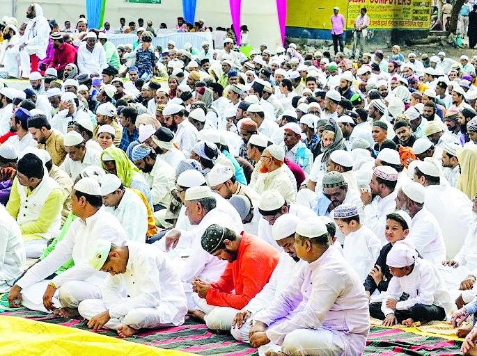 Prayer for happiness and peace | सुख-शांतीसाठी केली प्रार्थना