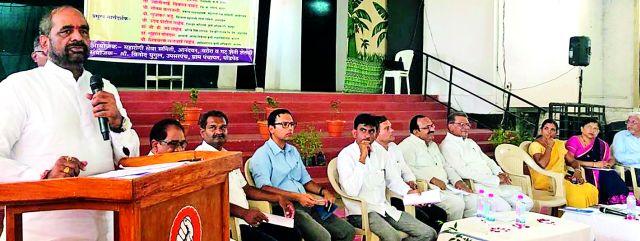 Success in agricultural development from group level has been successful | गटशेतीतून कृषी विकासाचा प्रयोग यशस्वी करा