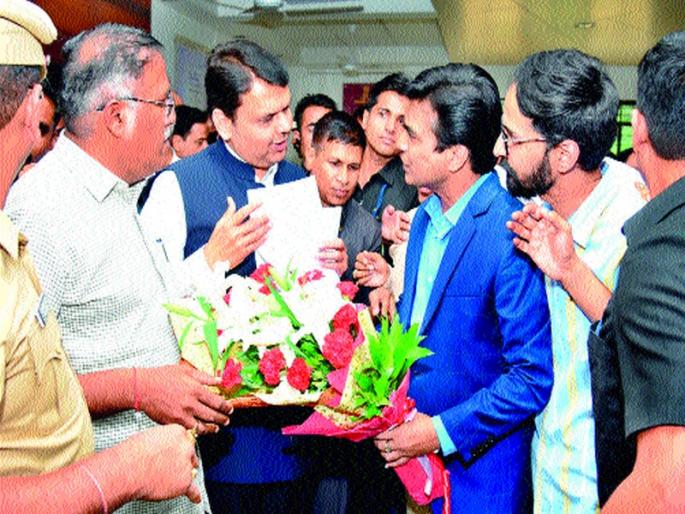 Credai, request to Cyclist Chief Minister | क्रेडाई, सायकलिस्टचे मुख्यमंत्र्यांना निवेदन Credai, request to Cyclist Chief Minister | क्रेडाई, सायकलिस्टचे मुख्यमंत्र्यांना निवेदन