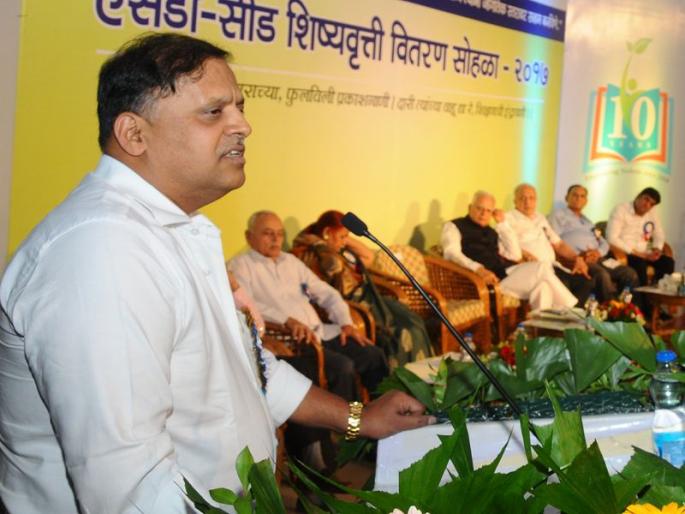 Changes in the education system of the country need: Avinash Dharmadhikari | देशाच्या शिक्षण पध्दतीत आमुलाग्र बदल आवश्यक : अविनाश धर्माधिकारी Changes in the education system of the country need: Avinash Dharmadhikari | देशाच्या शिक्षण पध्दतीत आमुलाग्र बदल आवश्यक : अविनाश धर्माधिकारी