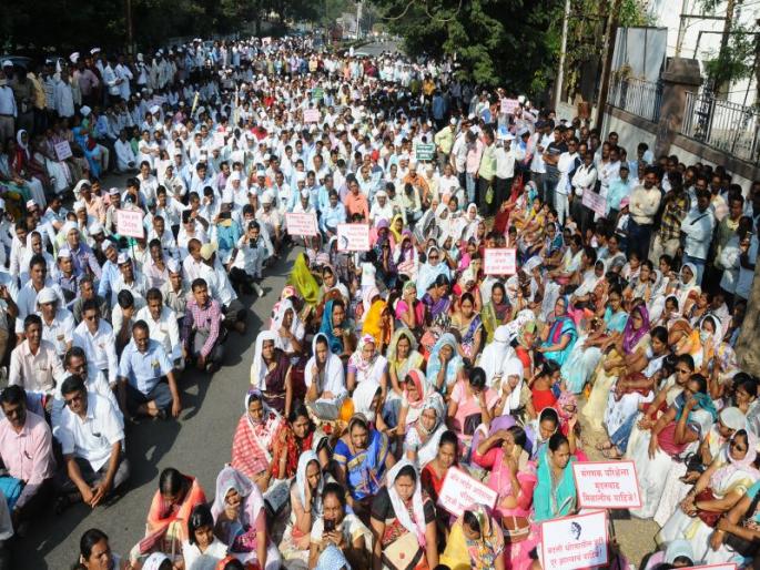 Guruji's Elgar against the supplementary terms of the government | शासनाच्या जाचक अटींविरोधात ‘गुरुजीं’चा एल्गार Guruji's Elgar against the supplementary terms of the government | शासनाच्या जाचक अटींविरोधात ‘गुरुजीं’चा एल्गार