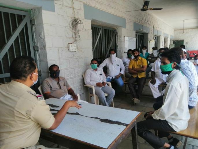 Muslim Youth Initiative Against Korana | कोरोनाविरुद्ध मुक्ताईनगरात मुस्लिम युवकांचा पुढाकार