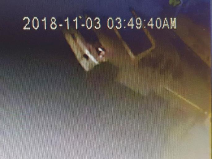 Machine cut by machine cutter systematically | पध्दतशीरपणे कापले गॅस कटरने मशिन Machine cut by machine cutter systematically | पध्दतशीरपणे कापले गॅस कटरने मशिन