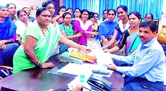 Answer the questions of health careers | आरोग्य सेविकांचे प्रश्न सोडवा Answer the questions of health careers | आरोग्य सेविकांचे प्रश्न सोडवा