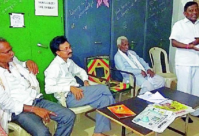 Farmers fraud by government | सरकारकडून शेतकऱ्यांची फसवणूक