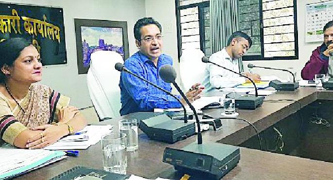 Provide immediate funding for basic civic amenities | मूलभूत नागरी सुविधांसाठी तातडीने निधी देणार Provide immediate funding for basic civic amenities | मूलभूत नागरी सुविधांसाठी तातडीने निधी देणार