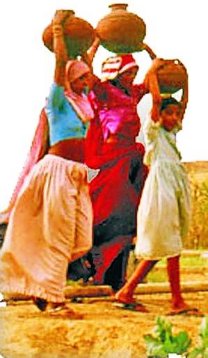 332 Lack of water in the village | ३३२ गावात पाण्याचे दुर्भीक्ष्य