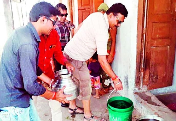 Rehabilitation areas flooded | पुनर्वसन भागात पाणी पेटले