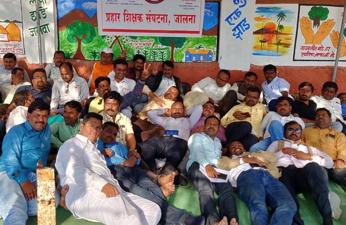 After the agitation, the administration could not wake up ...! | झोपा काढा आंदोलनानंतरही प्रशासनाला जाग येईना...! After the agitation, the administration could not wake up ...! | झोपा काढा आंदोलनानंतरही प्रशासनाला जाग येईना...!