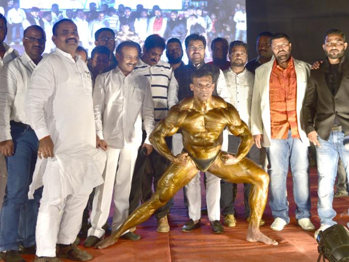 Shoaib Khan of Nanded becomes 'Marathwada Shree' | नांदेडचा शोएब खान बनला ‘मराठवाडा श्री ’