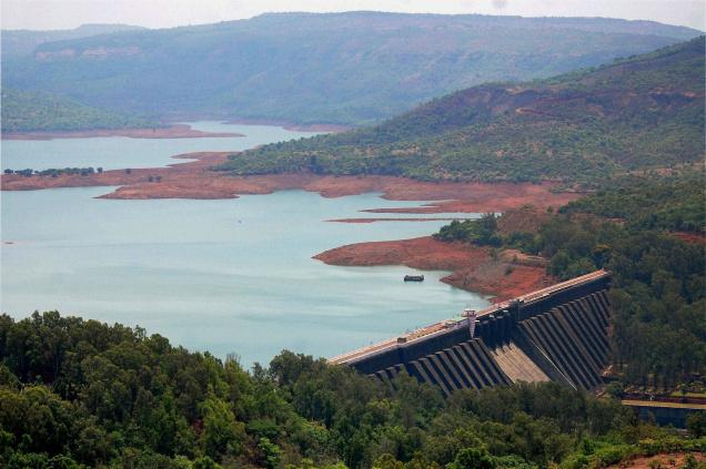 Strike in six talukas in Satara district | सातारा जिल्ह्यात सहा तालुक्यांमध्ये ठणठणाट