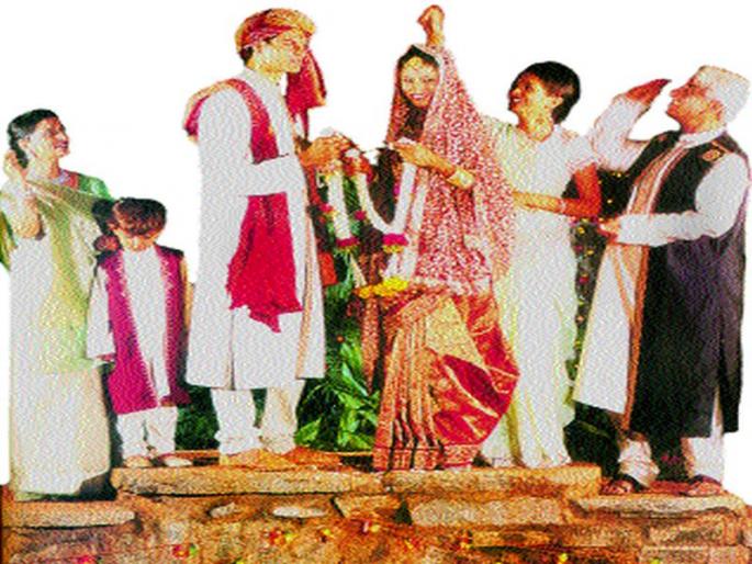 Suryak Chandwad: Indrayani Vidhyarthi Janhit Manch's initiative, at the same house toilets | ज्या घरी शौचालय त्याच घरी सोयरिक चांदवड : इंद्रायणी विद्यार्थी जनहित मंचचा उपक्रम