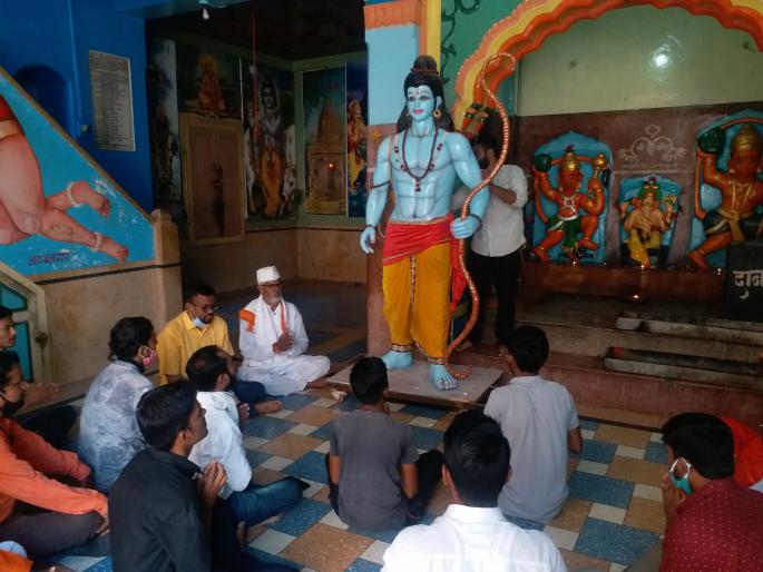 Awakening of Ramnama in the district, distribution of sweets | जिल्ह्यात रामनामाचा जागर, मिठाईचे वाटप Awakening of Ramnama in the district, distribution of sweets | जिल्ह्यात रामनामाचा जागर, मिठाईचे वाटप