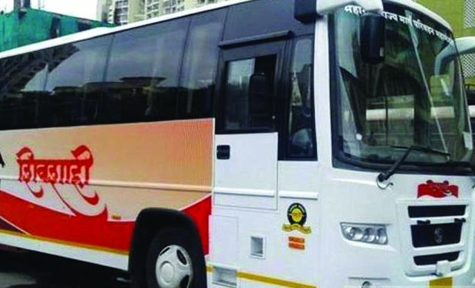 Nandedkar waiting for Shivshahi buses | नांदेडकरांना प्रतीक्षा शिवशाही बसेसची Nandedkar waiting for Shivshahi buses | नांदेडकरांना प्रतीक्षा शिवशाही बसेसची