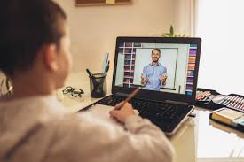 Corona's father's last visit online! | कोरोनामुळे पित्याचे अंतिम दर्शनही ऑनलाइन ! Corona's father's last visit online! | कोरोनामुळे पित्याचे अंतिम दर्शनही ऑनलाइन !