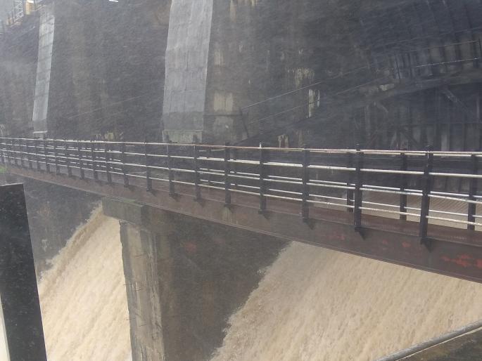 Discharge from Punegaon Dam in Dindori taluka | दिंडोरी तालुक्यातील पुणेगाव धरणातून विसर्ग Discharge from Punegaon Dam in Dindori taluka | दिंडोरी तालुक्यातील पुणेगाव धरणातून विसर्ग