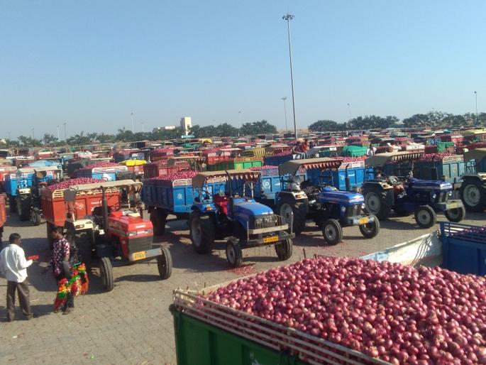 The market committee started after seven days | सात दिवसांनी बाजारसमिती सुरू