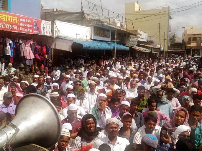 Parbhani Movement; Prohibition Report in Mob Lynching case | परभणीत आंदोलन;मॉब लिंचिंग प्रकरणी नोंदविला निषेध