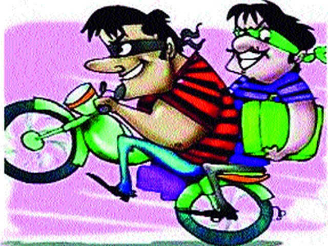 3 vehicles disappear during the year | वर्षभरात ४८० वाहने गायब 3 vehicles disappear during the year | वर्षभरात ४८० वाहने गायब