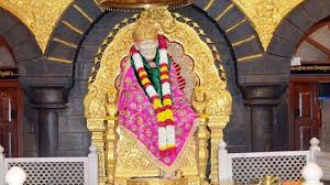 Preparations are complete to open the temple for devotees | साईमंदिर भाविकांसाठी खुले करण्यासाठी तयारी पूर्ण