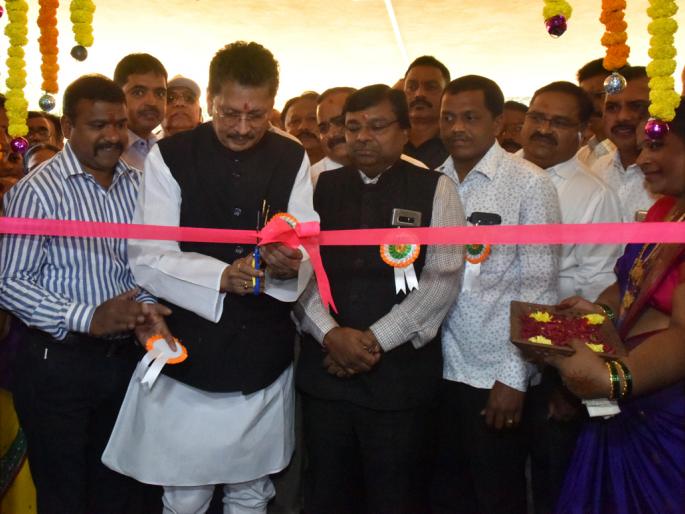 Ideal resolutions for the revenue department of the district: Deepak Kesarkar | जिल्ह्यातील महसूल विभागासाठी आदर्शवत ठरावे : दीपक केसरकर Ideal resolutions for the revenue department of the district: Deepak Kesarkar | जिल्ह्यातील महसूल विभागासाठी आदर्शवत ठरावे : दीपक केसरकर