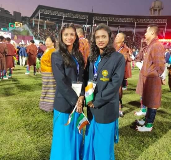Golds shine at South Asian Games | दक्षिण आशियाई क्रीडा स्पर्धेत सुवर्णकन्या चमकल्या Golds shine at South Asian Games | दक्षिण आशियाई क्रीडा स्पर्धेत सुवर्णकन्या चमकल्या