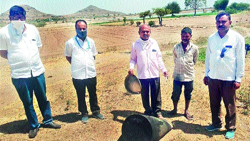 Heavy ammunition destroyed | गावठी दारूभट्ट्या उद्ध्वस्त Heavy ammunition destroyed | गावठी दारूभट्ट्या उद्ध्वस्त