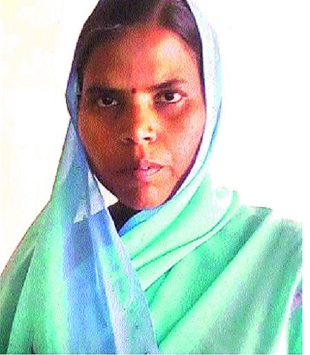  Mamta Banerjee accused of kidnapping girls in Bandwade-Shirala case | मुलींच्या अपहरणप्रकरणी सावत्र आईला सक्तमजुरी बांबवडे-शिराळा येथील घटना : आरोपी महिला लातूरची