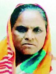 The young killed along with the woman in the accident | अपघातात महिलेसह तरुण ठार The young killed along with the woman in the accident | अपघातात महिलेसह तरुण ठार