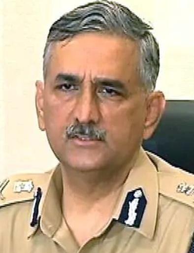 Due to faulty 'FIR', bail for accused, acquitted; DGP | सदोष ‘एफआयआर’मुळे आरोपींना जामीन, निर्दोष मुक्तता; पोलीस महासंचालकांचा ठपका