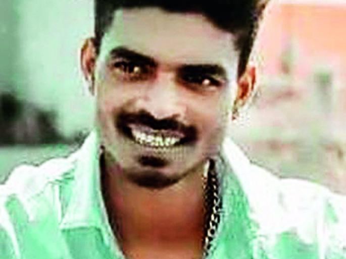 Youth killed in immersion procession | विसर्जन मिरवणुकीत तरुणाचा खून