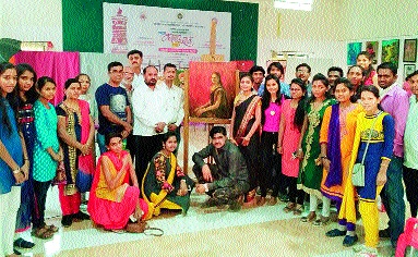 There is a need for technology in the field of drawing | चित्रकलेत करिअरसाठी तंत्रकौशल्य हवे There is a need for technology in the field of drawing | चित्रकलेत करिअरसाठी तंत्रकौशल्य हवे