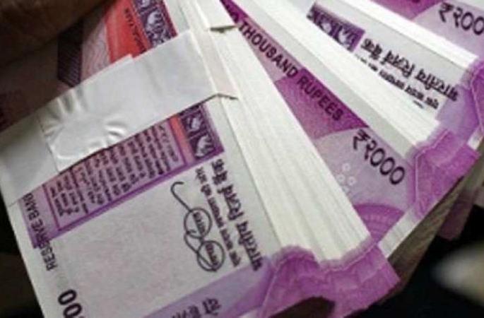 Is there really money safe in the bank? | खरंच बँकेत पैसे असतात का सुरक्षित?